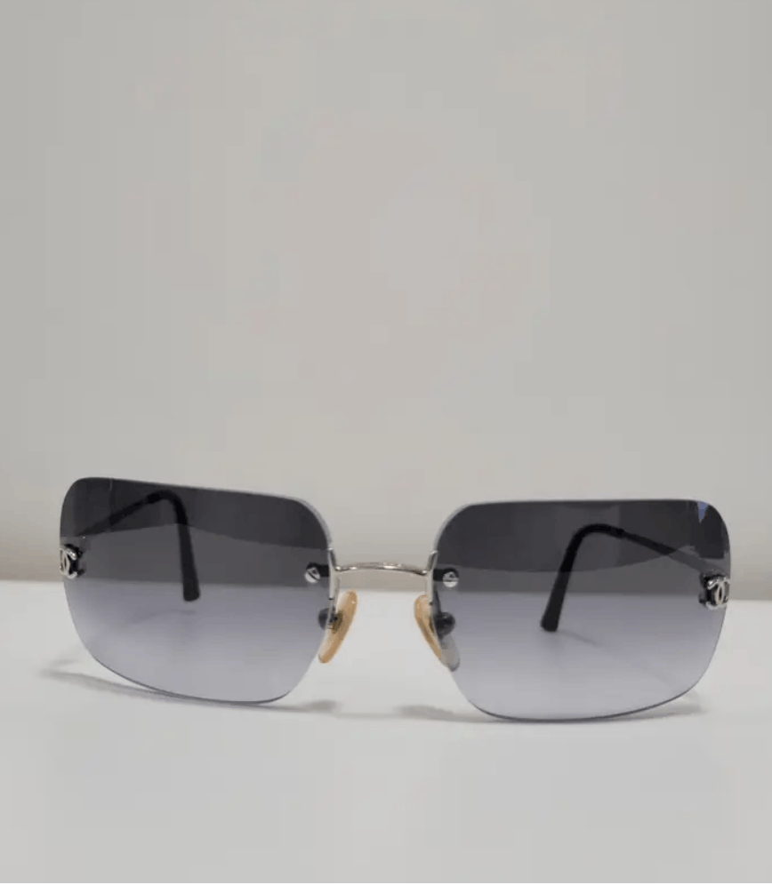 Chanel Chanel Sunglasses 4017 CC Rhinestone Logo Rimless Vintage Size ONE SIZE - 2 Thumbnail