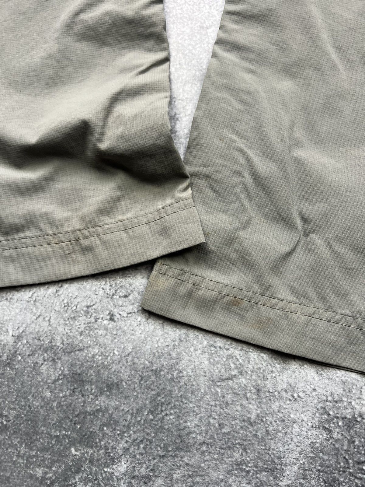 The North Face The North Face Grey Tracking Pants Gorpcore Size 26" / US 2 / IT 38 - 9 Thumbnail