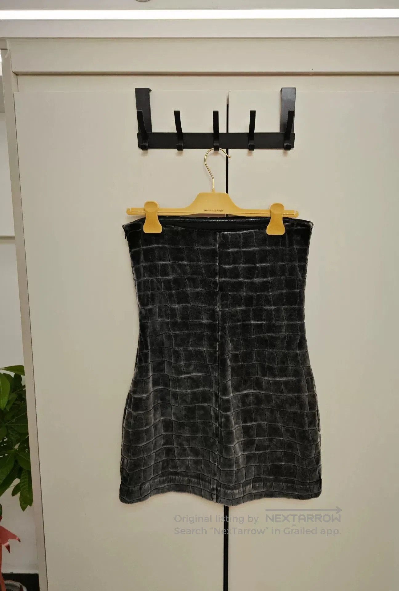 Japanese Brand Alexander Wang FW24 Croc Jacquard Velvet Mini Dress. Size S / US 4 / IT 40 - 2 Thumbnail