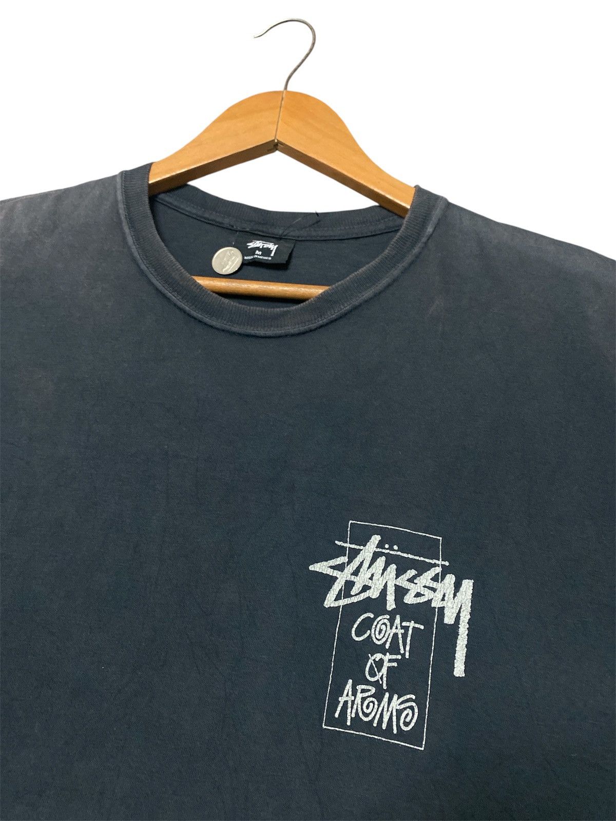 Stussy 💸BINDING OFFER💸STUSSY COAT OF ARMS PIGMENT DYED TSHIRT TEE💥 Size US M / EU 48-50 / 2 - 8 Thumbnail