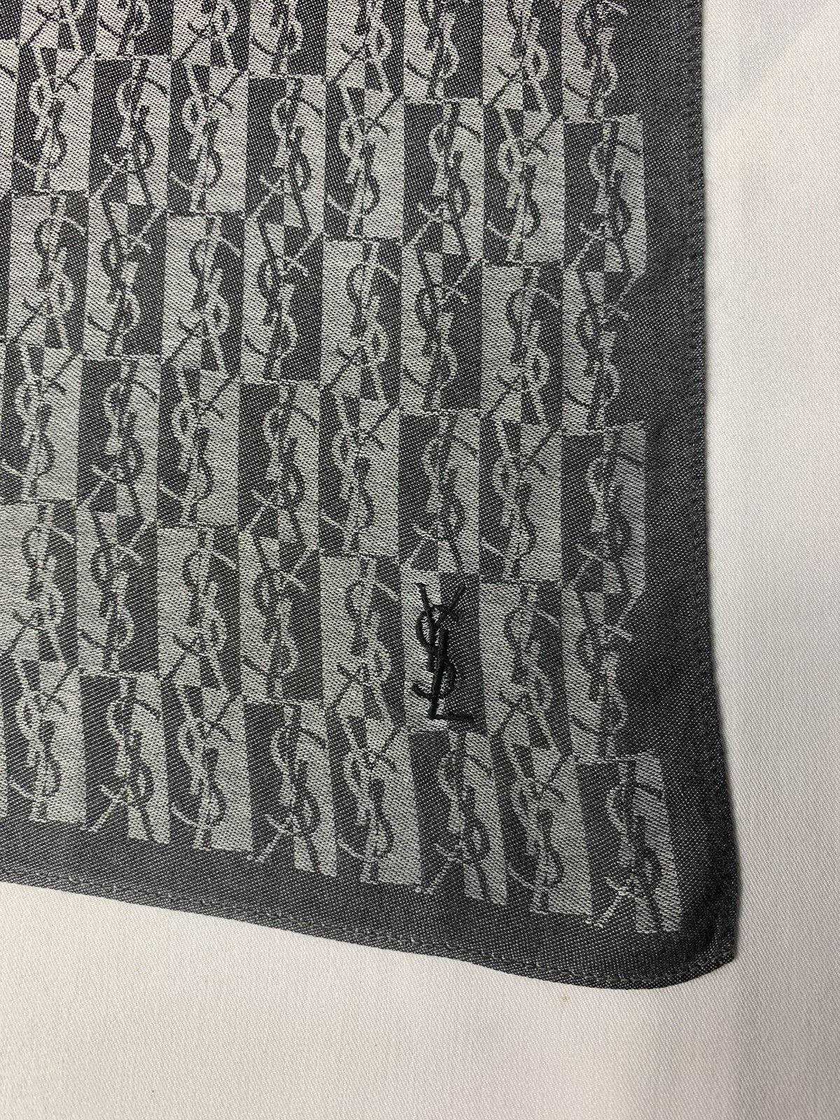 Yves Saint Laurent Yves Saint Laurent Handkerchief / Neckerchief / Bandana Size ONE SIZE - 4 Thumbnail