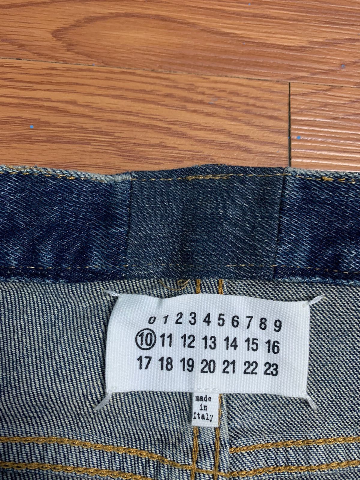 Maison Margiela Maison Margiela Cut Out Washed Denim Size US 30 / EU 46 - 11 Thumbnail