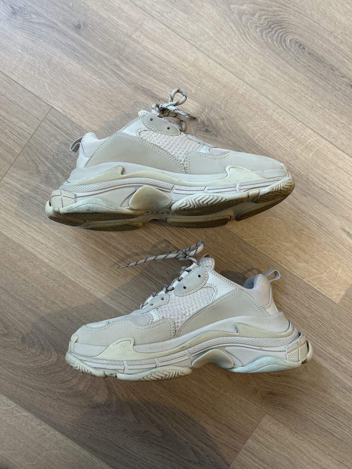 Balenciaga Triple S Size US 11 / IT 41 - 2 Thumbnail