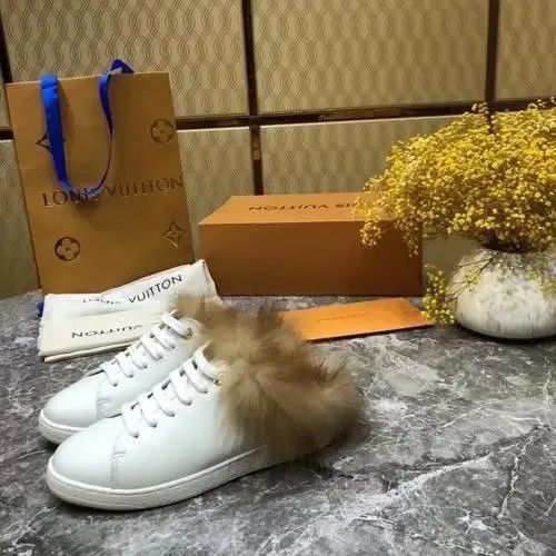 Louis Vuitton Louis Vuitton Casual Sneakers with Fur Trim -2508 Size US 7.5 / EU 40-41 - 8 Thumbnail