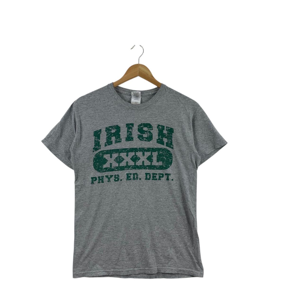 Vintage Vintage IRISH PHYS ED. DEPT University College Tee Shirt Top Size S / US 4 / IT 40 - 3 Thumbnail