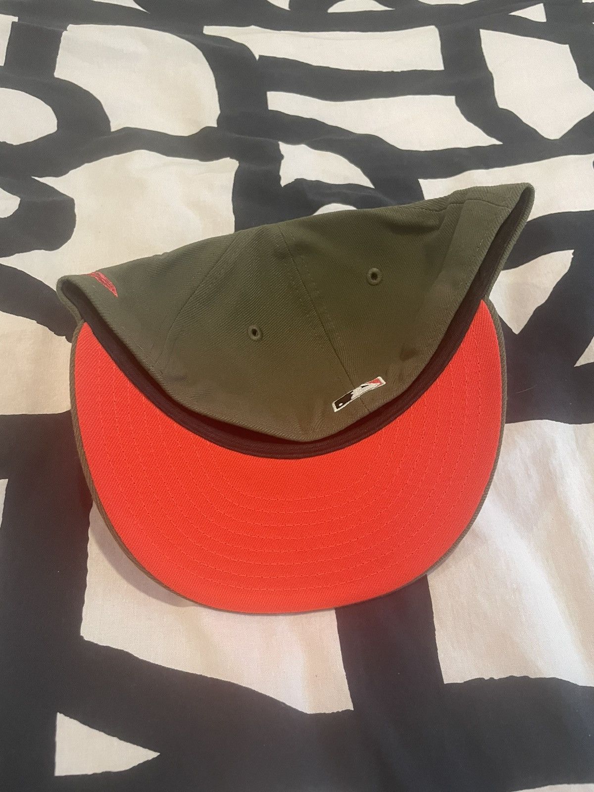 New Era Cincinnati Reds Fitted 7 3/8 Size ONE SIZE - 3 Thumbnail