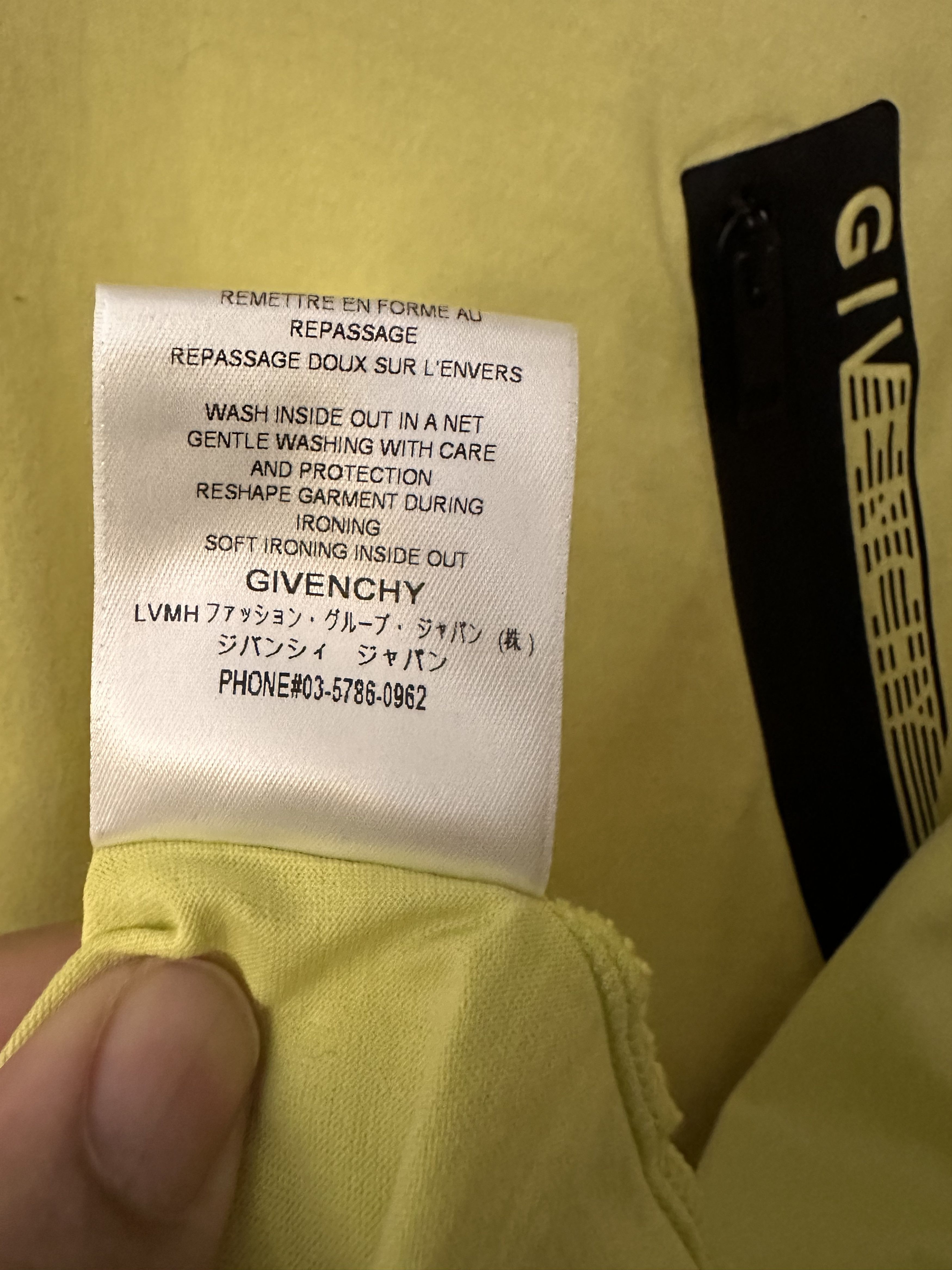 Givenchy GIVENCHY ZIP LOGO POCKET T-SHIRT Size US XXL / EU 58 / 5 - 5 Thumbnail
