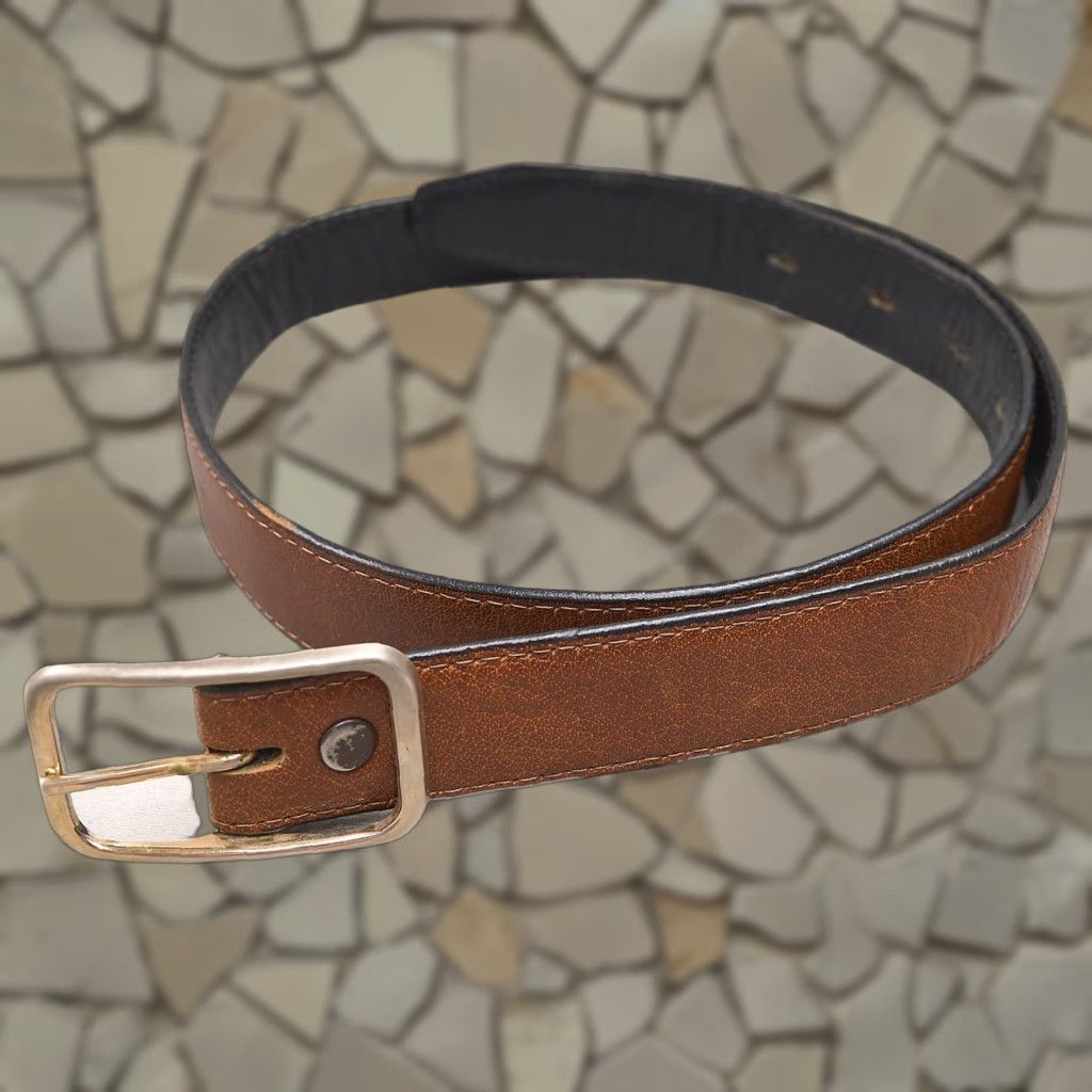 Vintage VINTAGE R. J. GRAZIANO Black Leather Belt with Brass  display picture 1