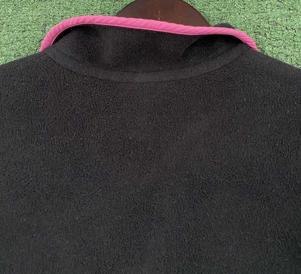 Patagonia VTG Patagonia Synchilla Snap T Black & Pink Fleece Jacket Size S / US 4 / IT 40 - 7 Thumbnail