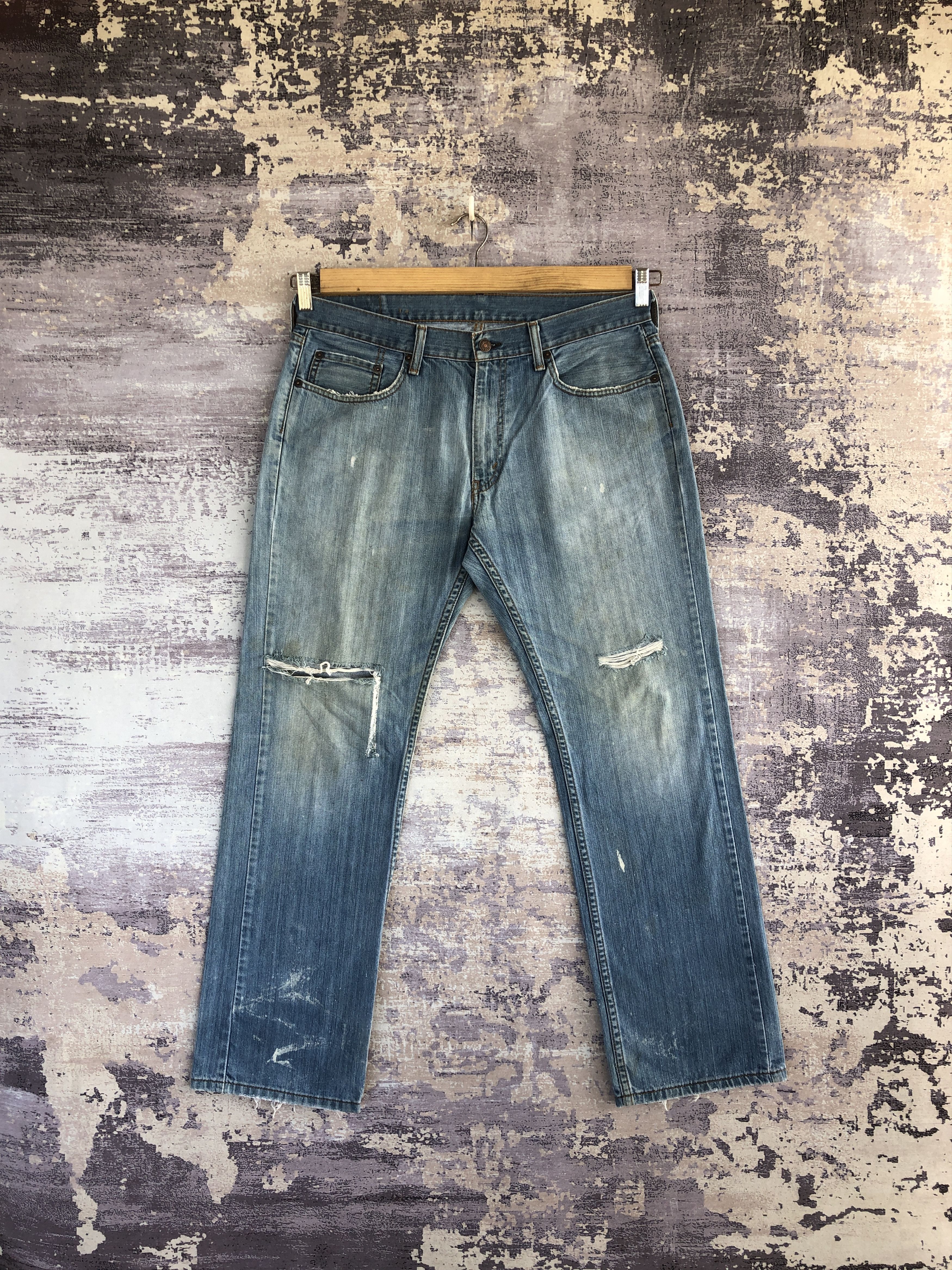 Levi's Vintage Levis Baggy Distressed Jeans Levi's 559 Faded Denim Size US 34 / EU 50 - 1 Thumbnail