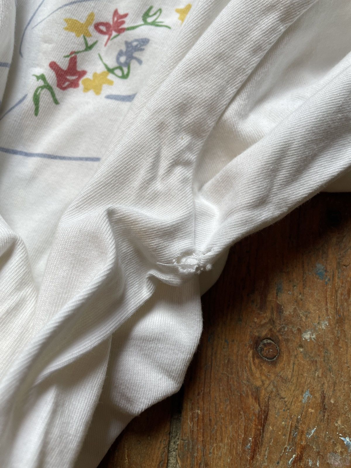 Vintage Vintage Picasso dove longsleeve white t-shirt 70s Size US M / EU 48-50 / 2 - 6 Thumbnail