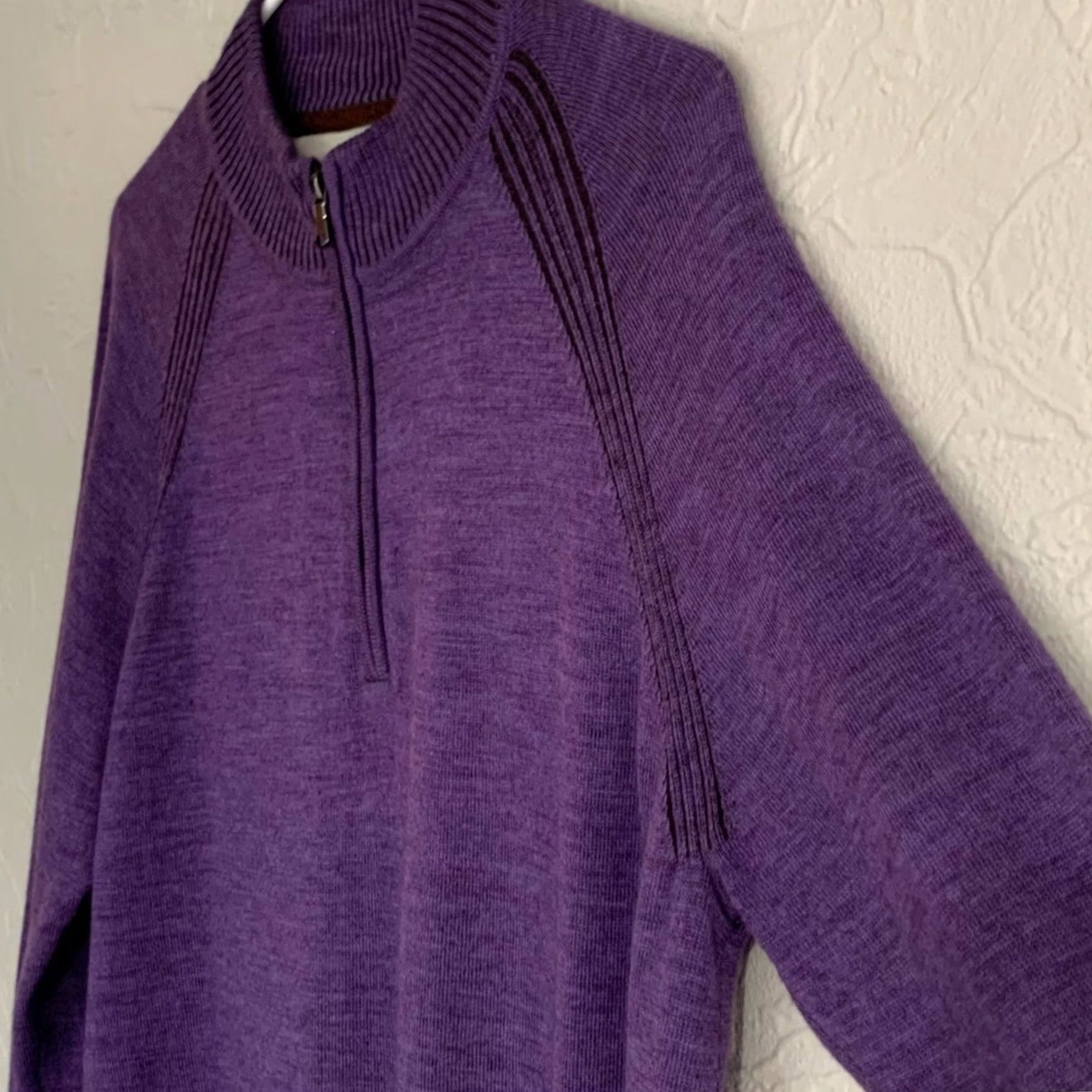 Robert Graham Robert Graham Sweater Men's Size Large PURPLE 100% Wool 1/4 Zip NICE Size US L / EU 52-54 / 3 - 3 Thumbnail