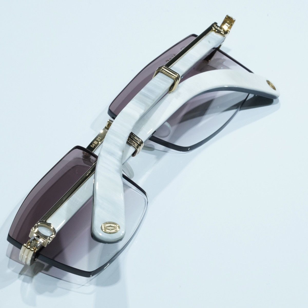 Cartier Cartier Giverny-style White Buffs Size ONE SIZE - 4 Thumbnail
