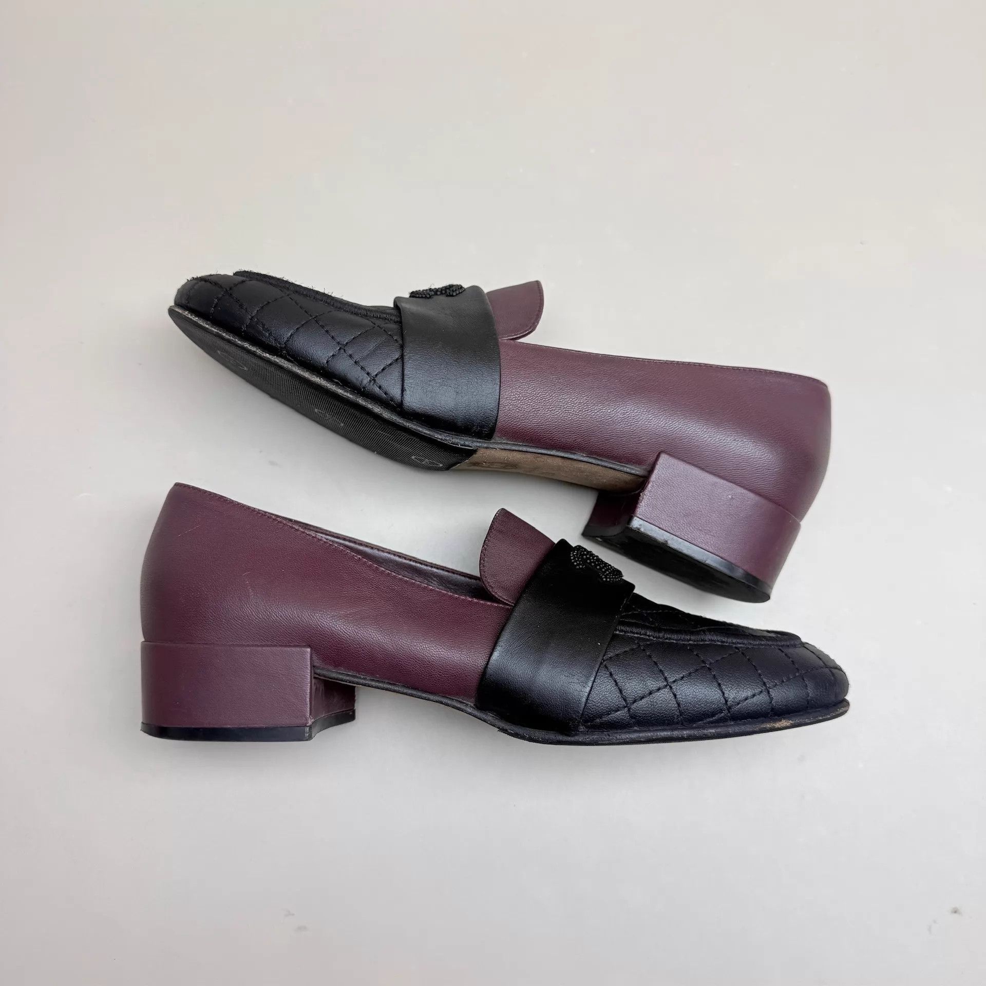 Chanel CHANEL CC Quilted Black Purple Loafer 37 99New Size US 6.5 / IT 36.5 - 4 Thumbnail