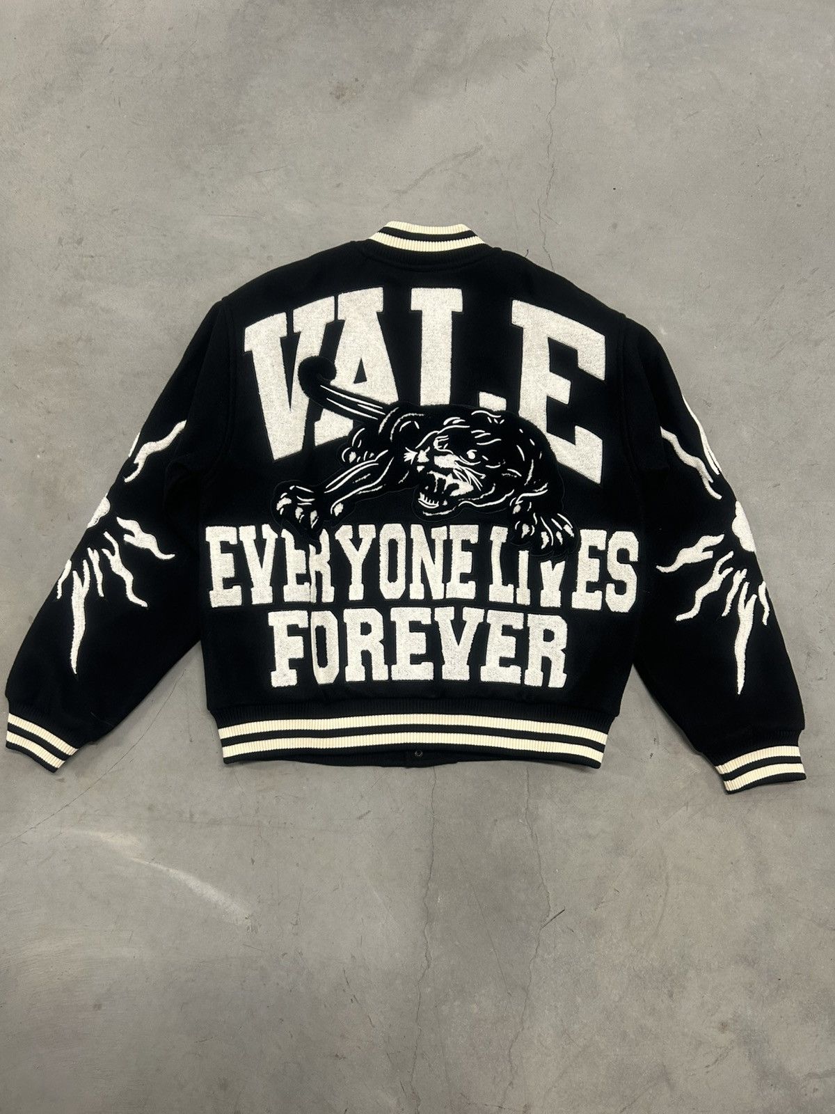 Vale Vale Forever Valley Dreams Black Varsity Jacket Size Small Size US S / EU 44-46 / 1 - 4 Thumbnail