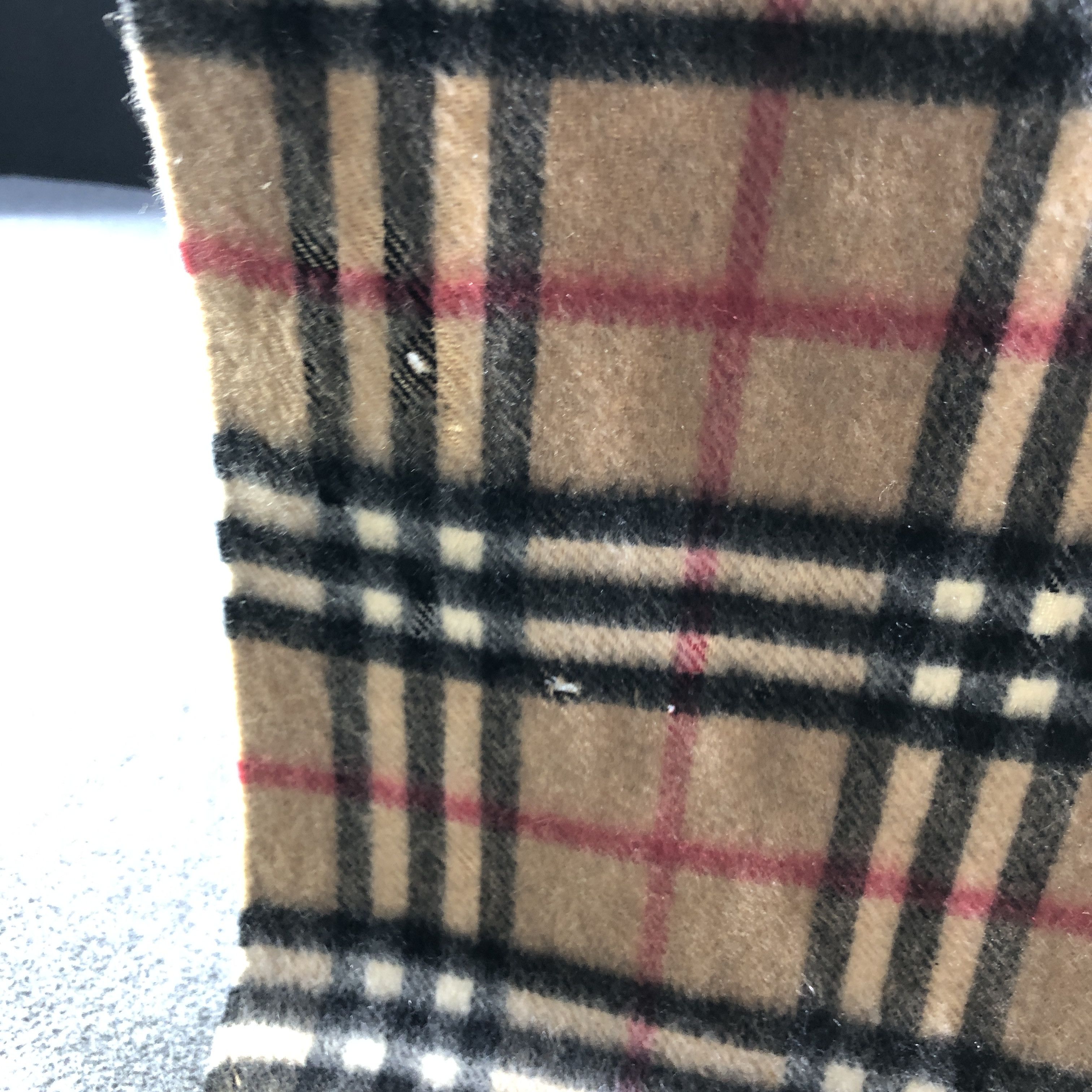 Burberry Burberrys Nova Check Tan Cashmere Scarf Muffler V2615 Size ONE SIZE - 18 Thumbnail