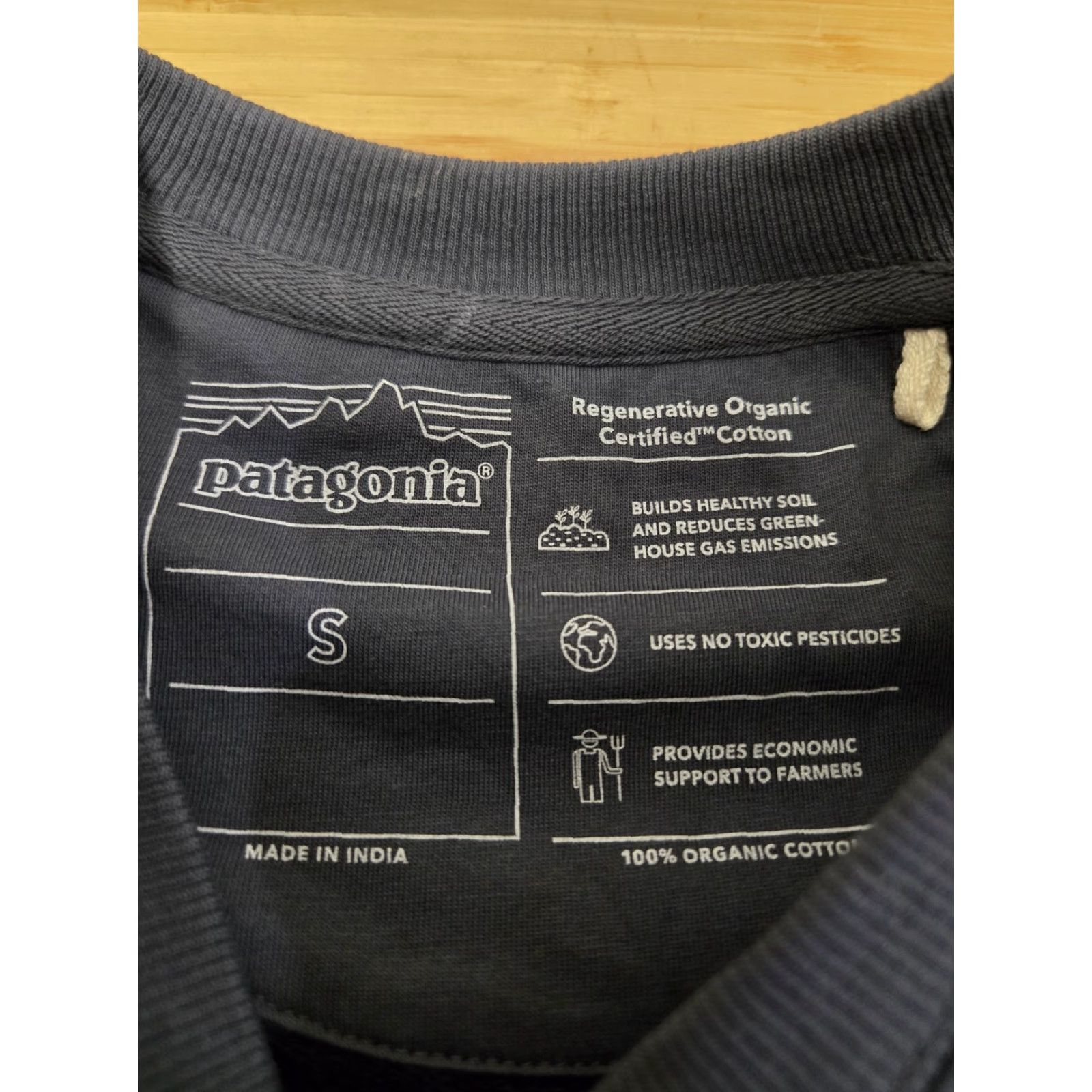 Patagonia VINTAGE? No — Patagonia Sweater Mens Small Crewneck Pullover Organic Cotton Patch Casual Size US S / EU 44-46 / 1 - 5 Thumbnail