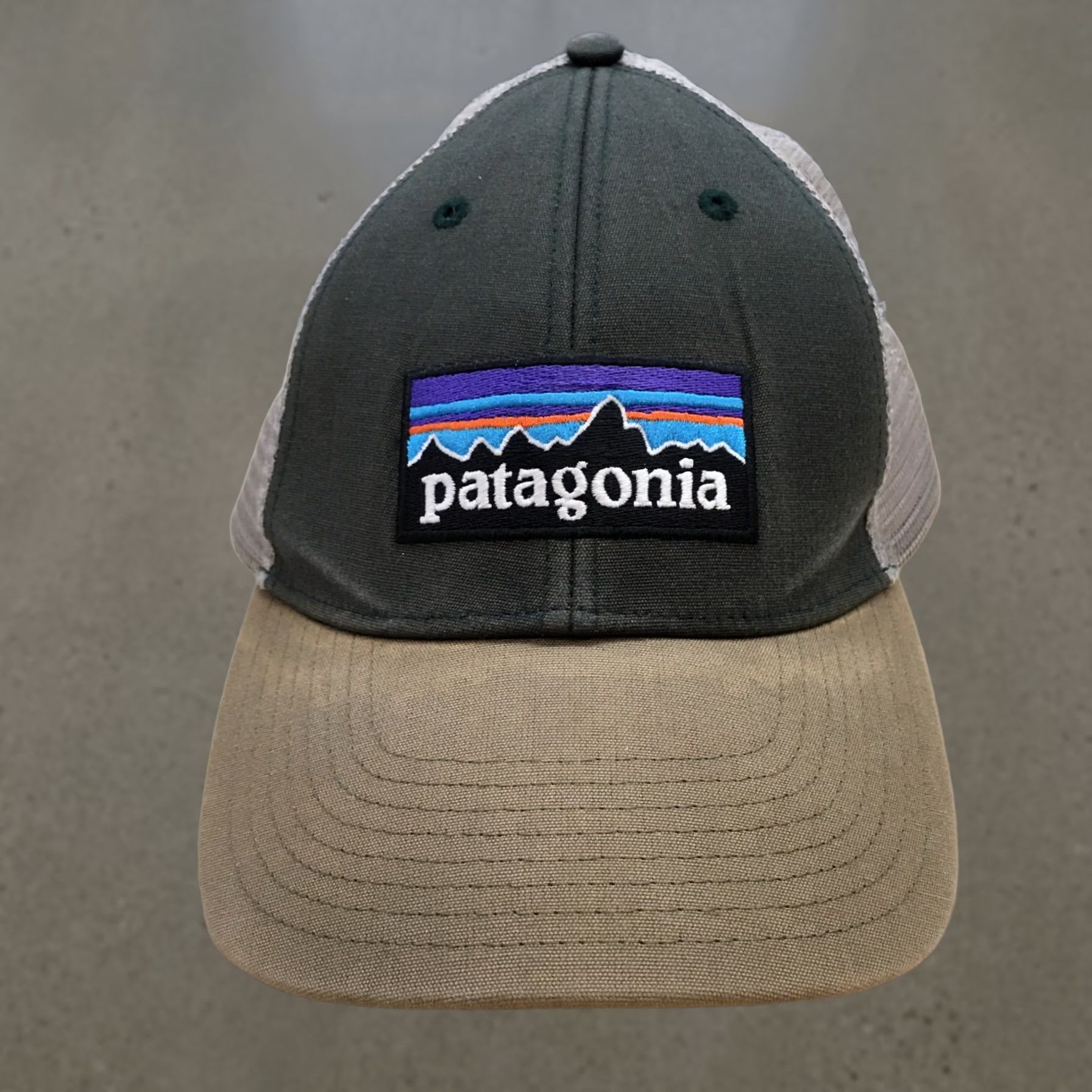Patagonia Patagonia Trucker Hat Mens Brown OS Adjustable Curved Brim Embroidered Logo Size ONE SIZE - 1 Thumbnail