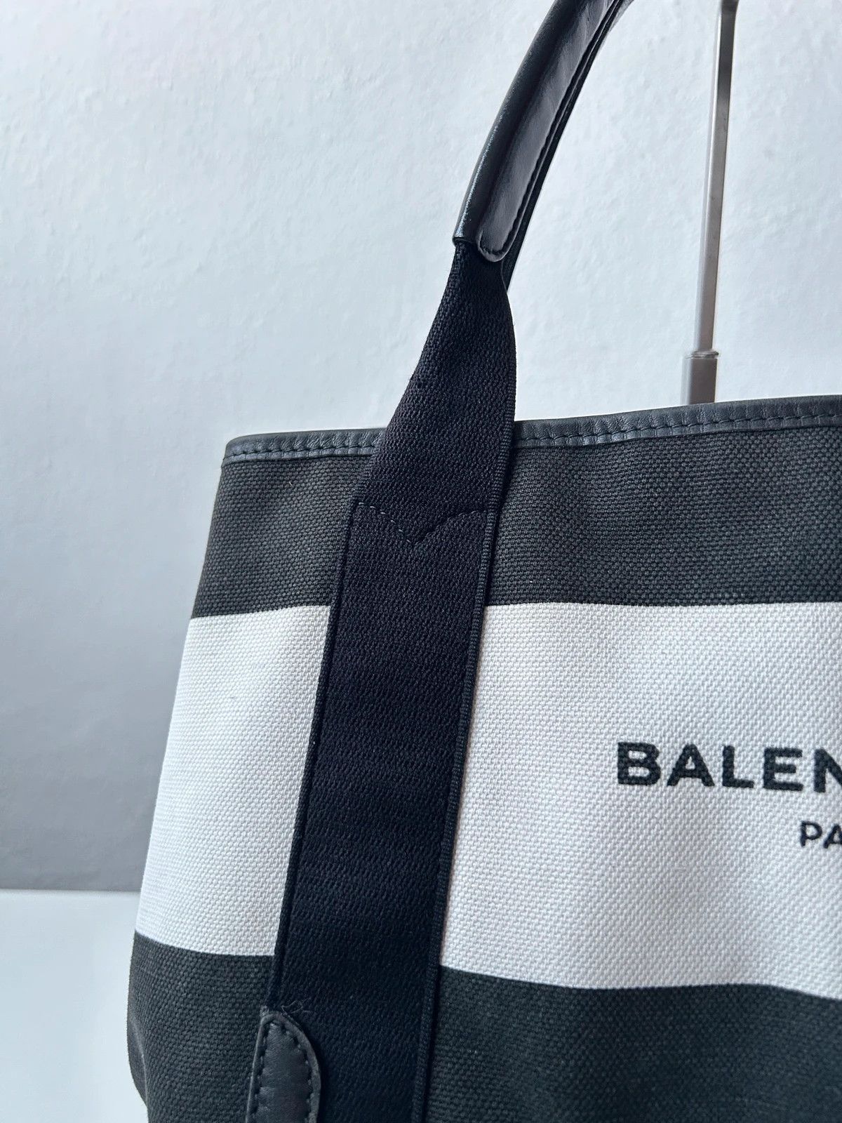 Balenciaga Balenciaga navy cabas logo tote bag small Size ONE SIZE - 7 Thumbnail