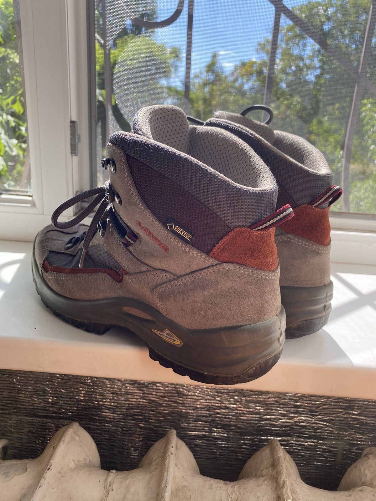 Goretex Lowa Turo GTX Mid Gore-Tex vintage Military Hiking Boots Size US 9.5 / EU 42-43 - 6 Thumbnail
