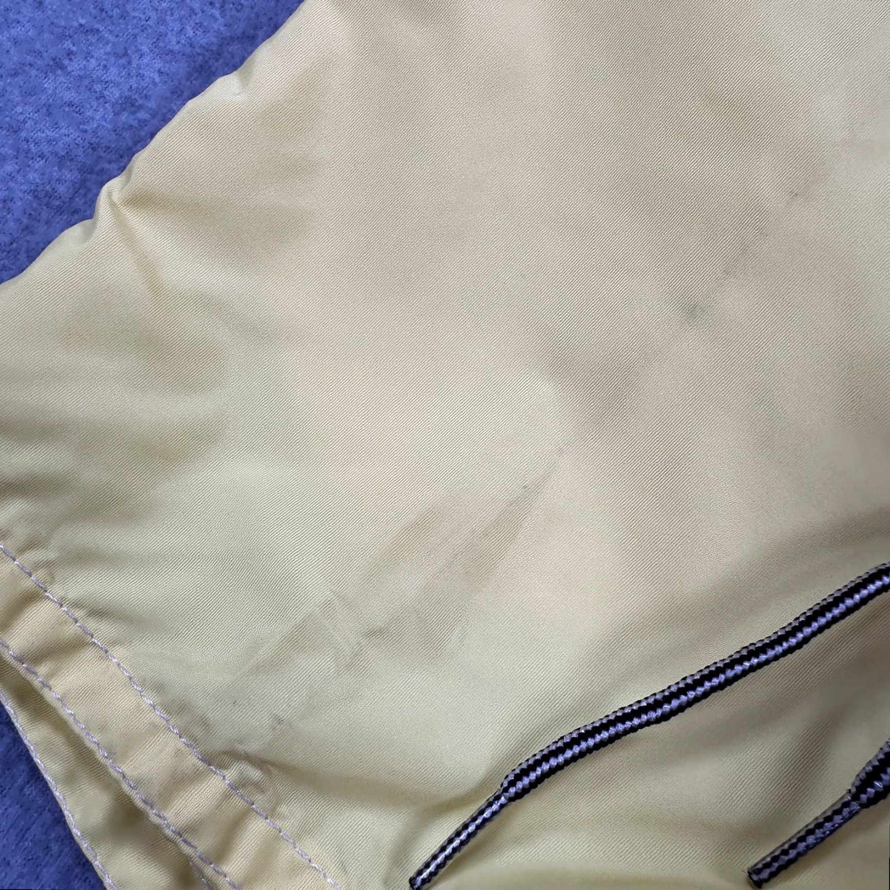 Vintage VINTAGE Birdwell Beach Britches Board Shorts Mens 26 Yellow Blue Striped Quick Dry Nylon 100% Nylon Back Pocket Drawstring Retro Surfing Summer Size US 27 - 4 Thumbnail
