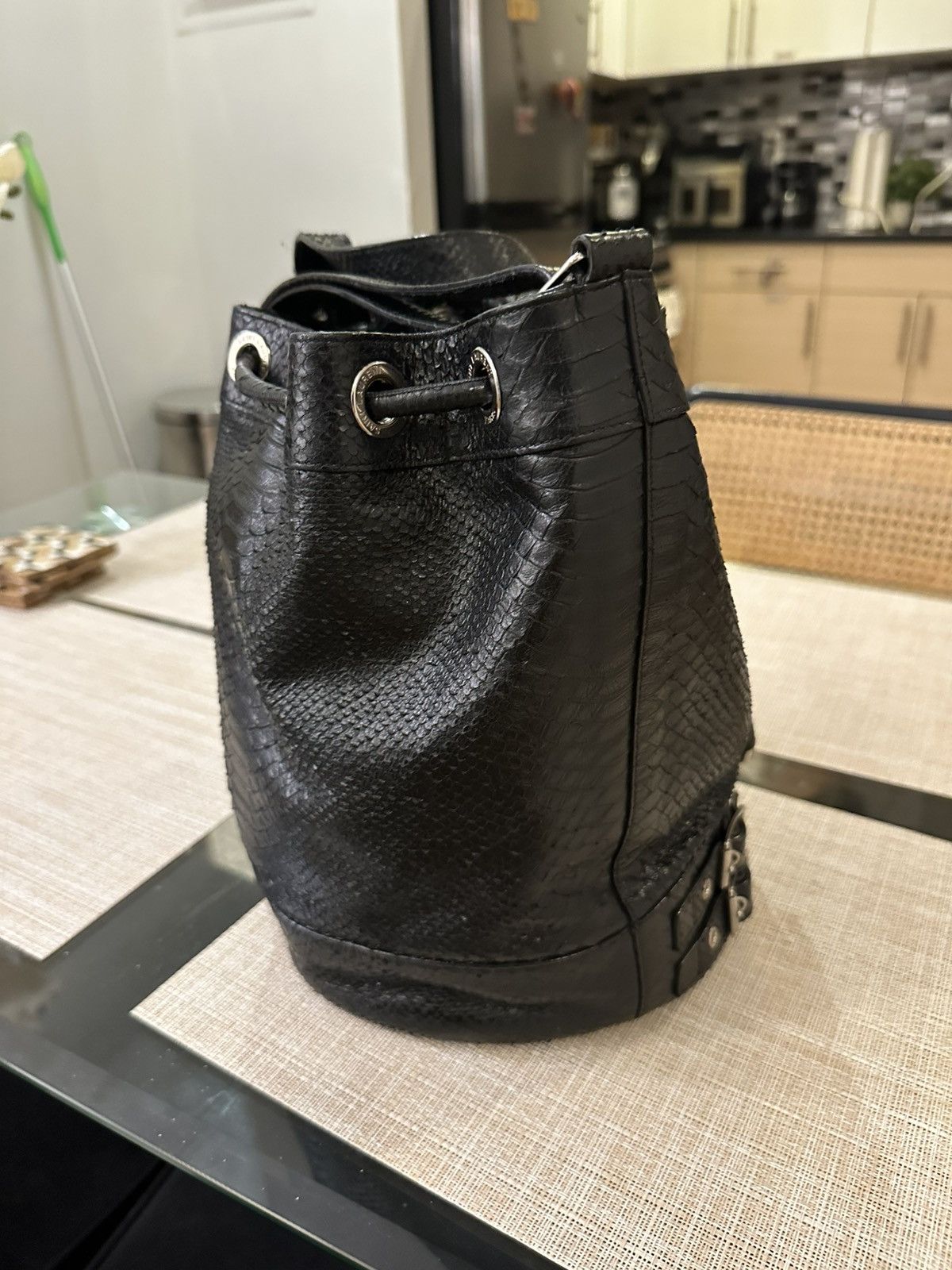 Saint Laurent Paris Saint Laurent Paris python bucket bag Size ONE SIZE - 7 Thumbnail