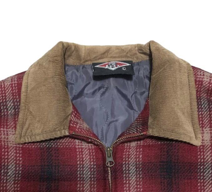 Vintage Vintage 70s Bear Plaid Wool Zipper Ups Jacket Size US L / EU 52-54 / 3 - 6 Thumbnail