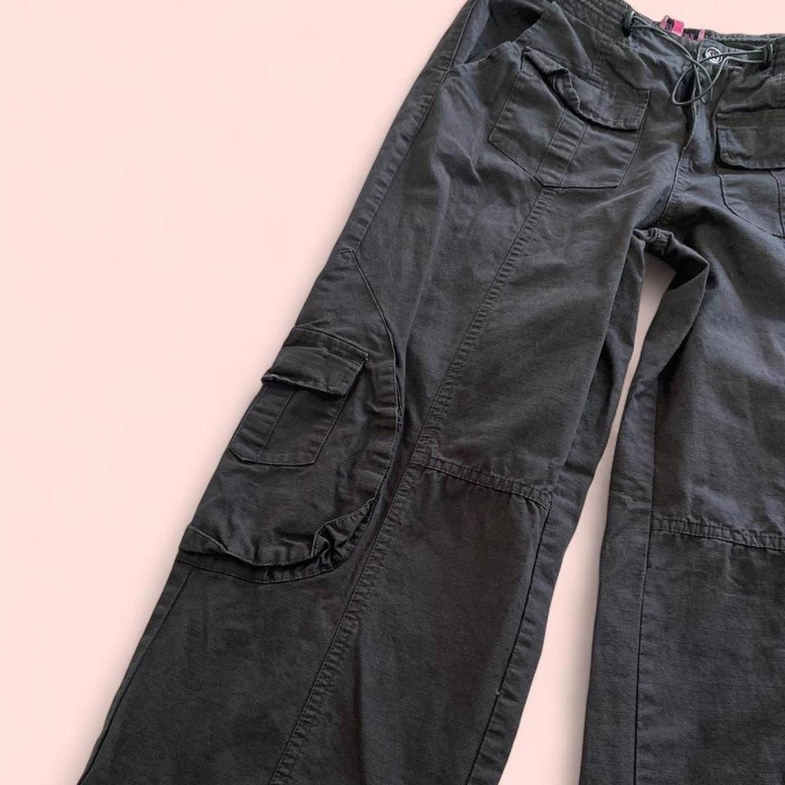 Other Edikted- charcoal grey low rise cargo pants Size 28" / US 6 / IT 42 - 1 Thumbnail