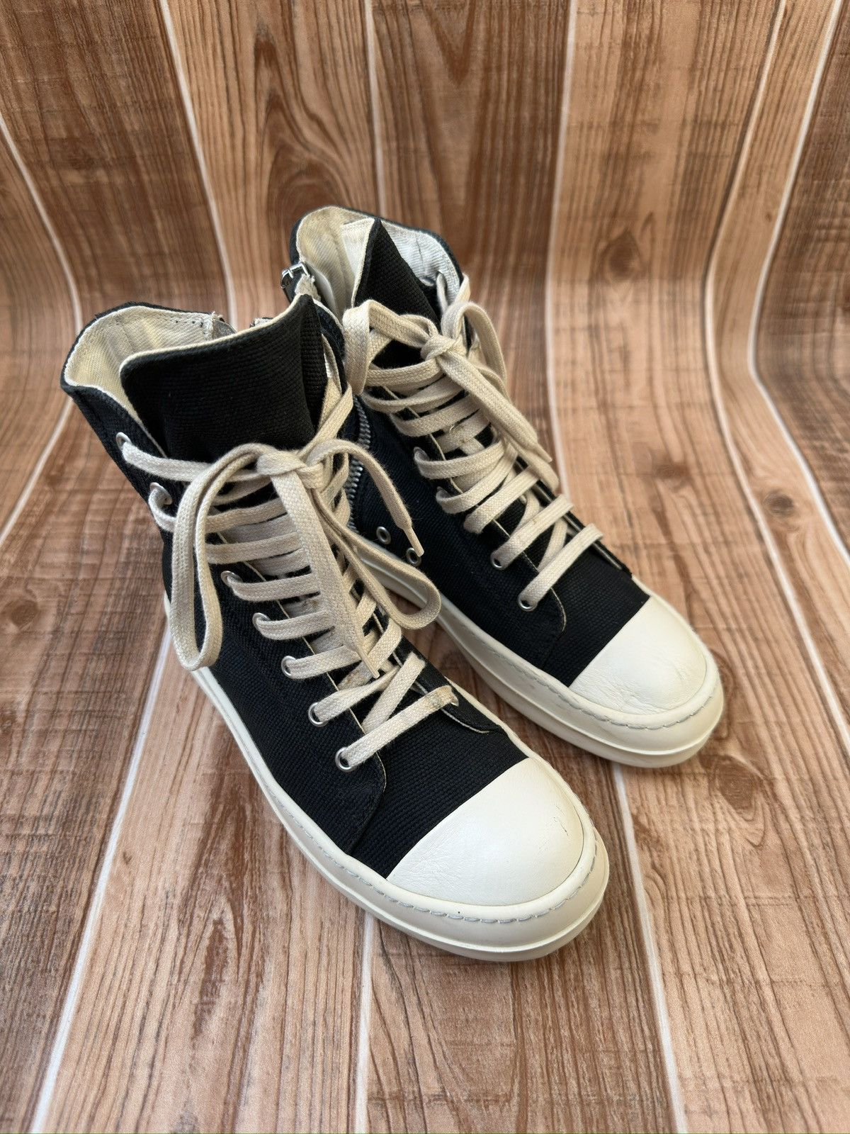 Rick Owens Rick Owens DRKSHDW Canvas Ramones High Tops Size US 6 / IT 36 - 2 Thumbnail