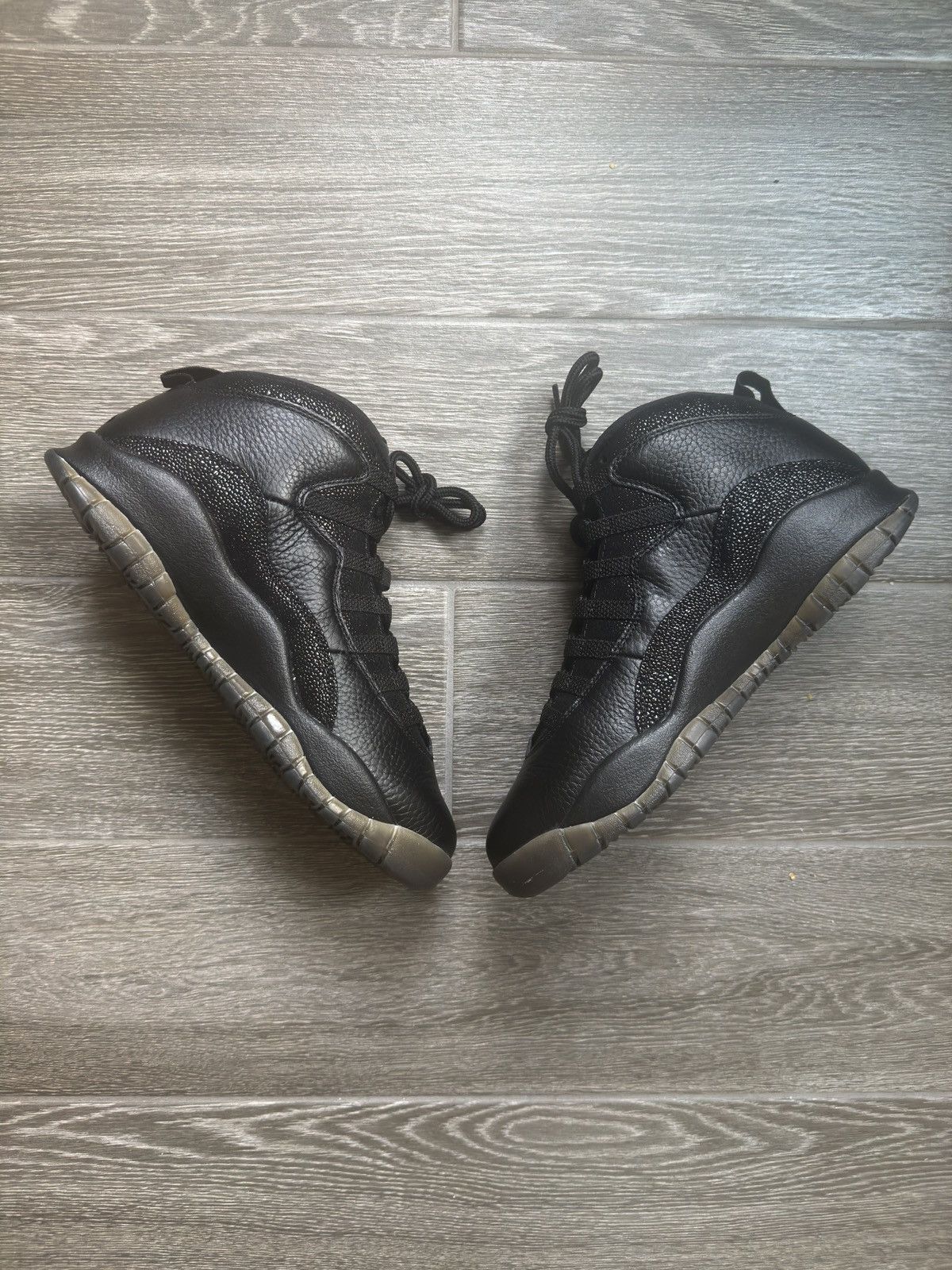 Jordan Brand Jordan 10 OVO Size US 8 / EU 41 - 2 Thumbnail