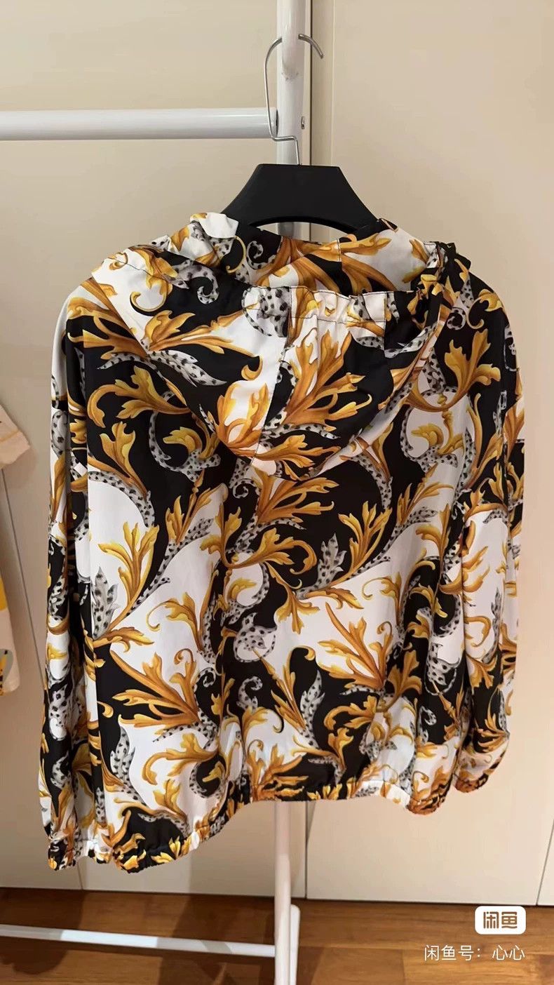 Versace Versace Patterned zippered cardigan windproof jacket Size S / US 4 / IT 40 - 3 Thumbnail