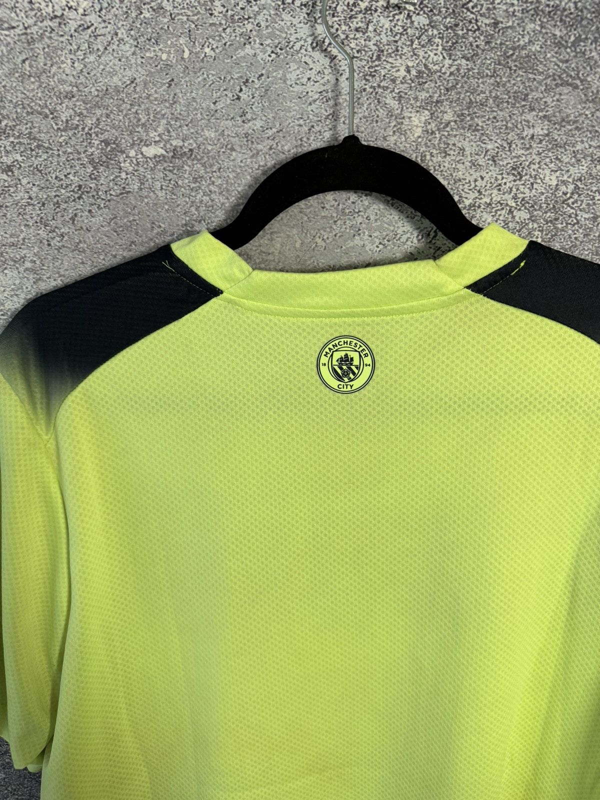 Puma × Vintage Vintage Manchester City 2022/23 Puma Jersey blokcore Size US L / EU 52-54 / 3 - 13 Thumbnail