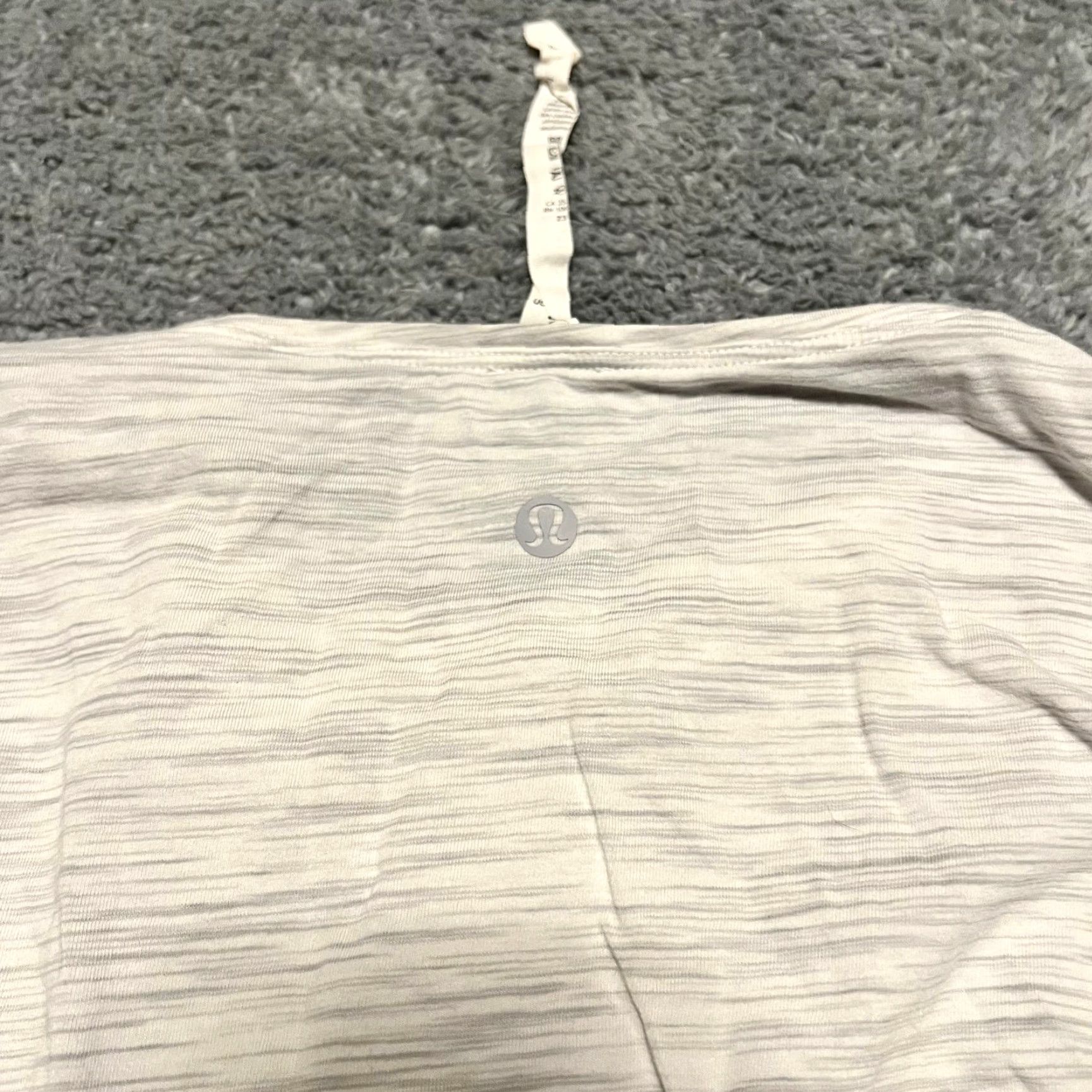Lululemon Lululemon Shirt Womens 2 Heather Gray Long Sleeve Oversized Shirt Women 2 Heather Gray Regular Casual Womens Size XS / US 0-2 / IT 36-38 - 3 Thumbnail