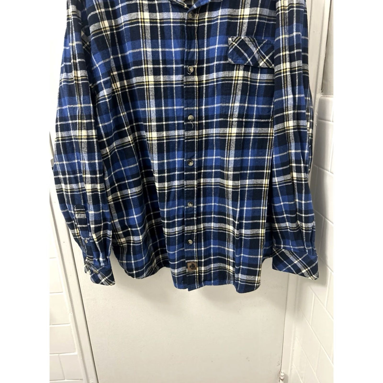 Vintage VINTAGE Legendary Whitetails Buck Camp Flannel Shirt Mens XL Blue Plaid Corduroy L/S Size US XL / EU 56 / 4 - 3 Thumbnail