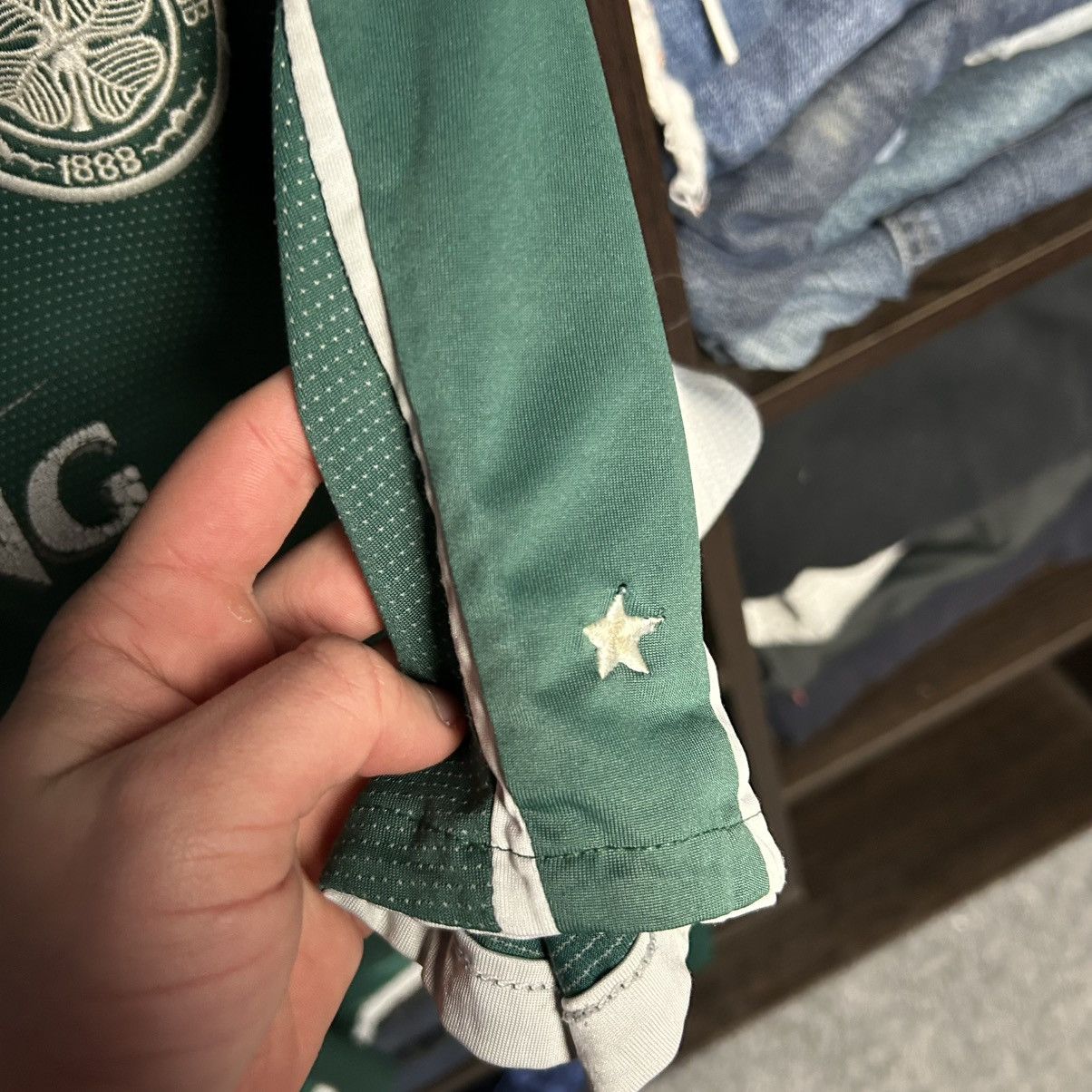 Umbro Vintage Umbro FC Celtic 2000’s carling sportswear jersey Size US L / EU 52-54 / 3 - 9 Thumbnail