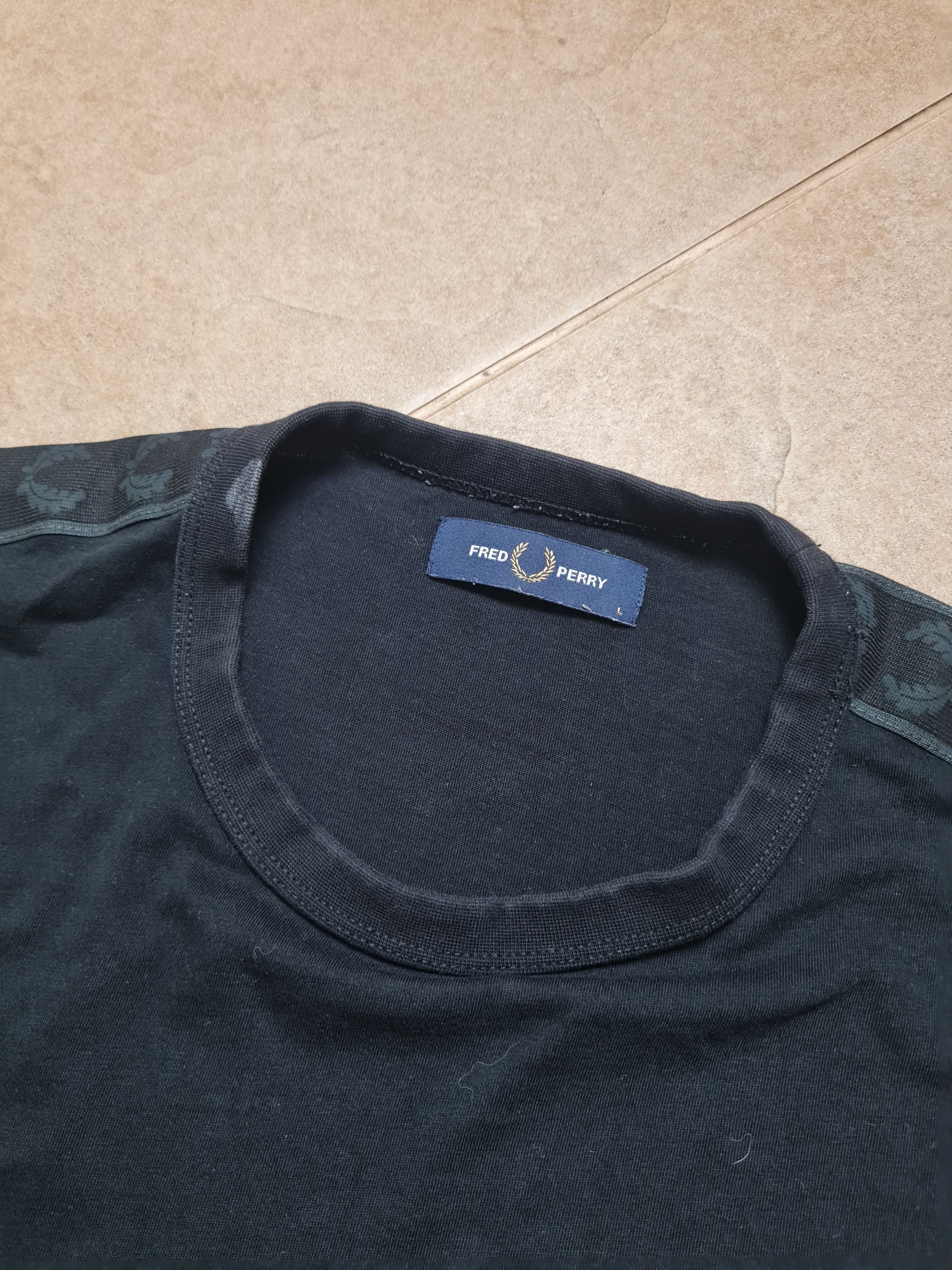 Fred Perry Fred Perry - Contrast Tape Ringer T-Shirt M4613 black Sz L Size US L / EU 52-54 / 3 - 9 Thumbnail