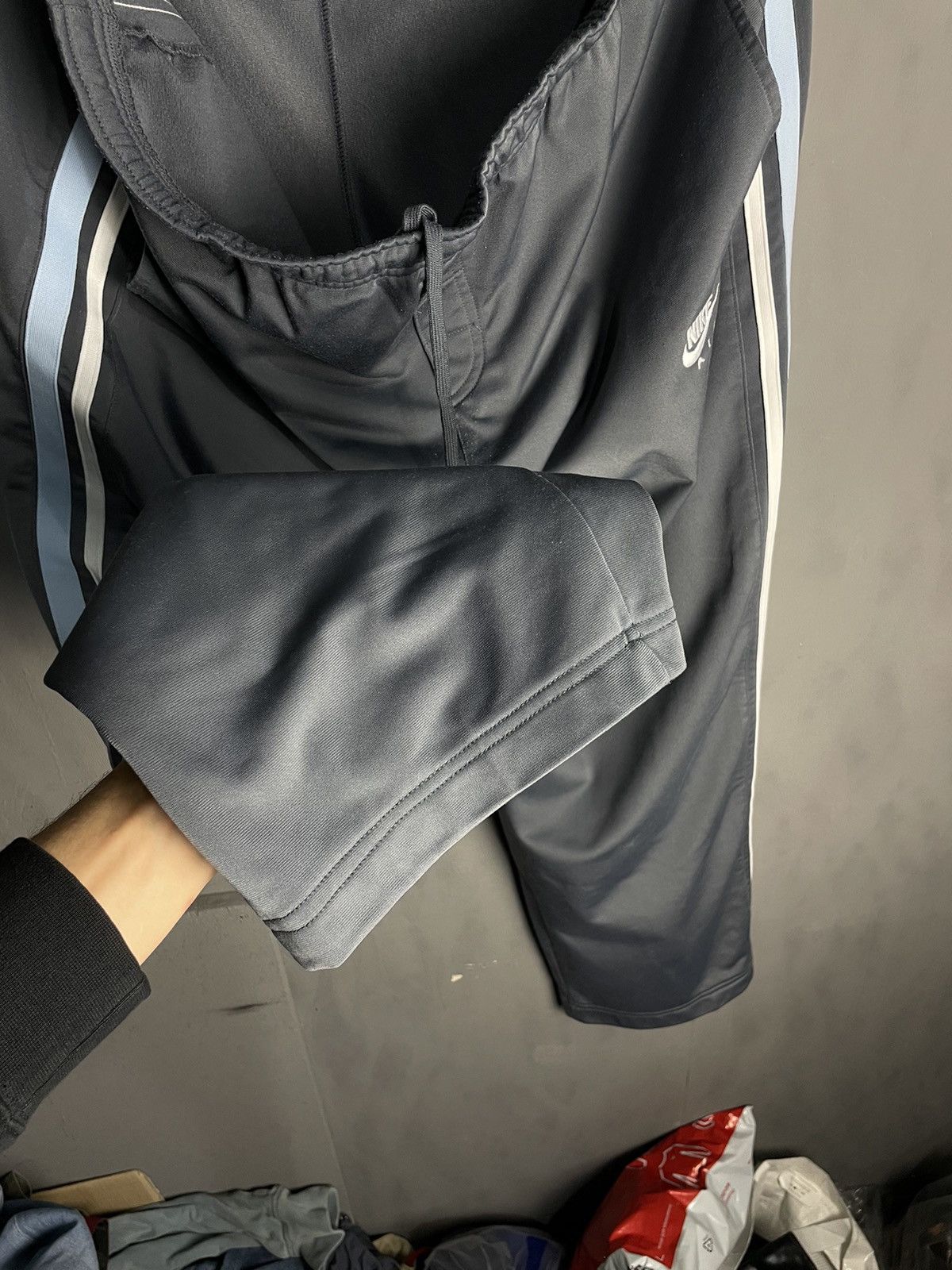 Nike Vintage Nike Tracksuit Y2K Pants Swoosh Drill 90s Baggy Size US 38 / EU 54 - 9 Thumbnail