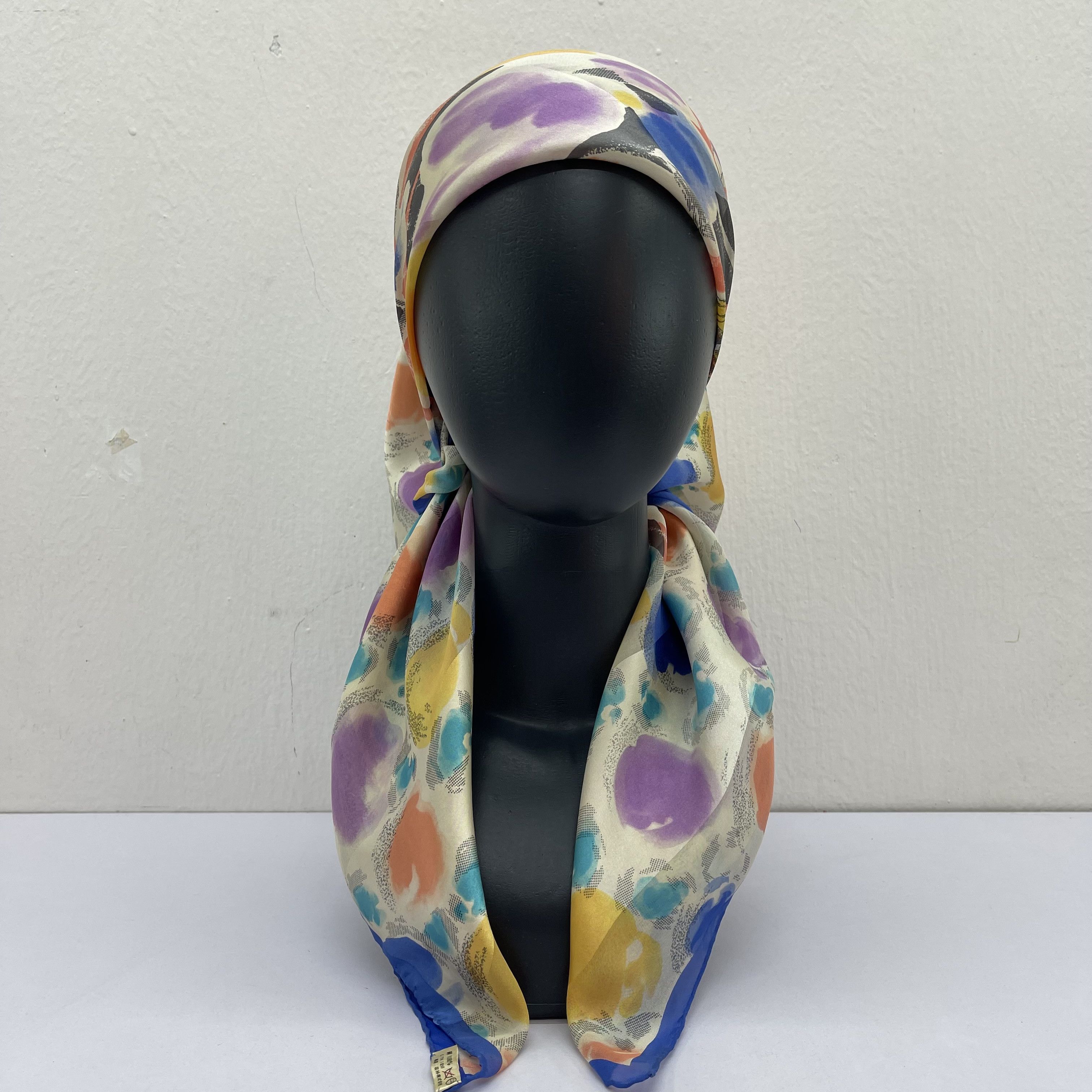 Emanuel Ungaro Vintage Emanuel Ungaro Silk Scarf With Painted Design -S7048 Size ONE SIZE - 2 Thumbnail