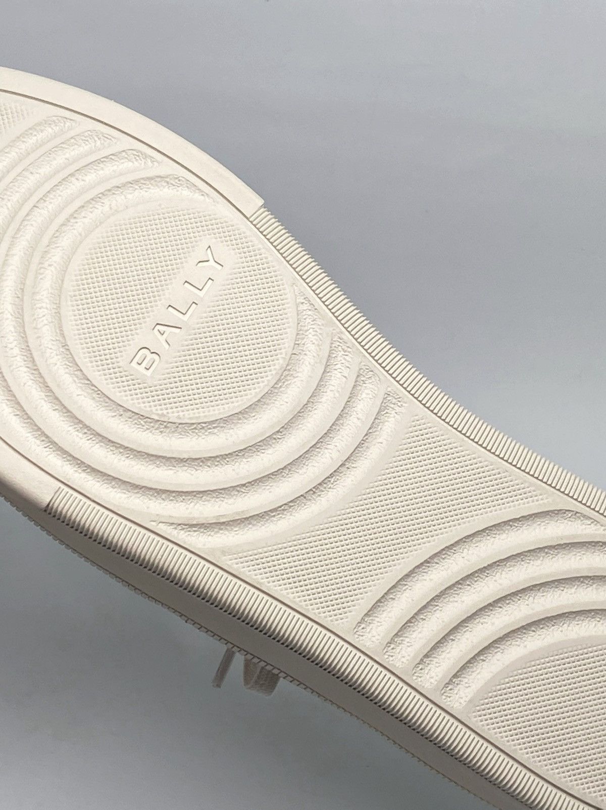 Bally Bally Roller Embossed Low-Top Sneakers size 43/us size 10 Size US 10 / EU 43 - 13 Thumbnail
