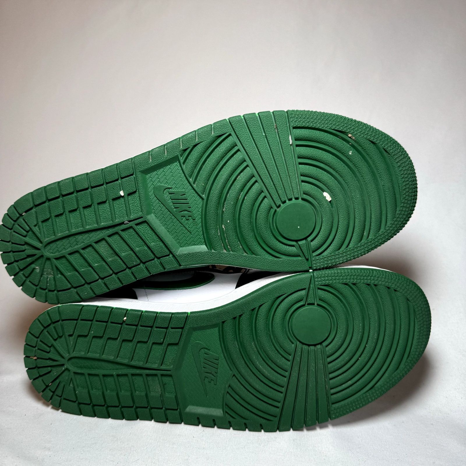 Jordan Brand × Nike Size 9 - Nike Air Jordan 1 Mid Pine Green Men's Shoes Size US 9 / EU 42 - 7 Thumbnail