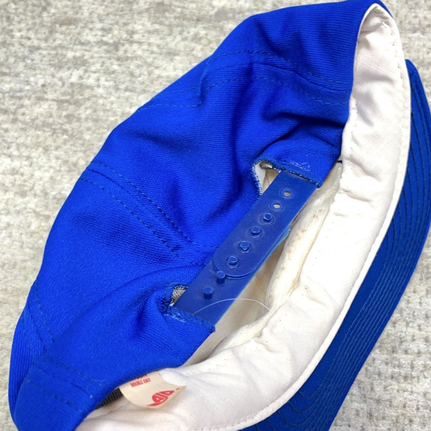Vintage Item Specifications: Shoes Size ONE SIZE - 6 Thumbnail