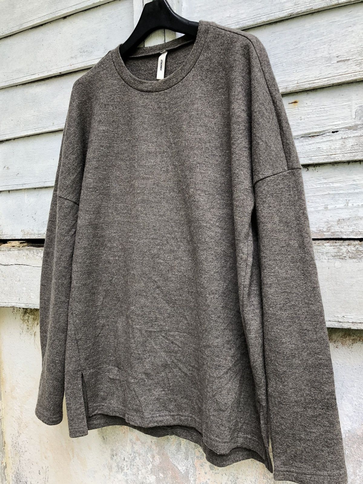 Attachment × Japanese Brand × Kazuyuki Kumagai Attachment Attachment Over Shoulder 100% Wool Sweater Size US L / EU 52-54 / 3 - 2 Thumbnail