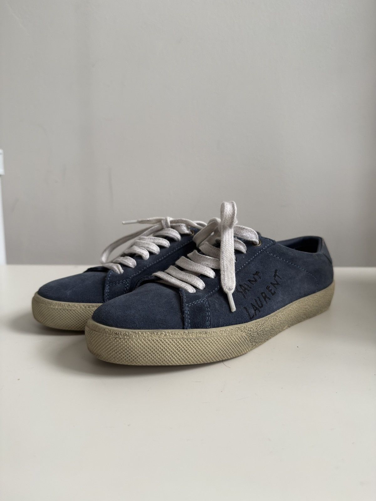 Saint Laurent Paris Saint Laurent Paris Suede Court SL/06 Low Sneakers Size US 6 / IT 36 - 2 Thumbnail
