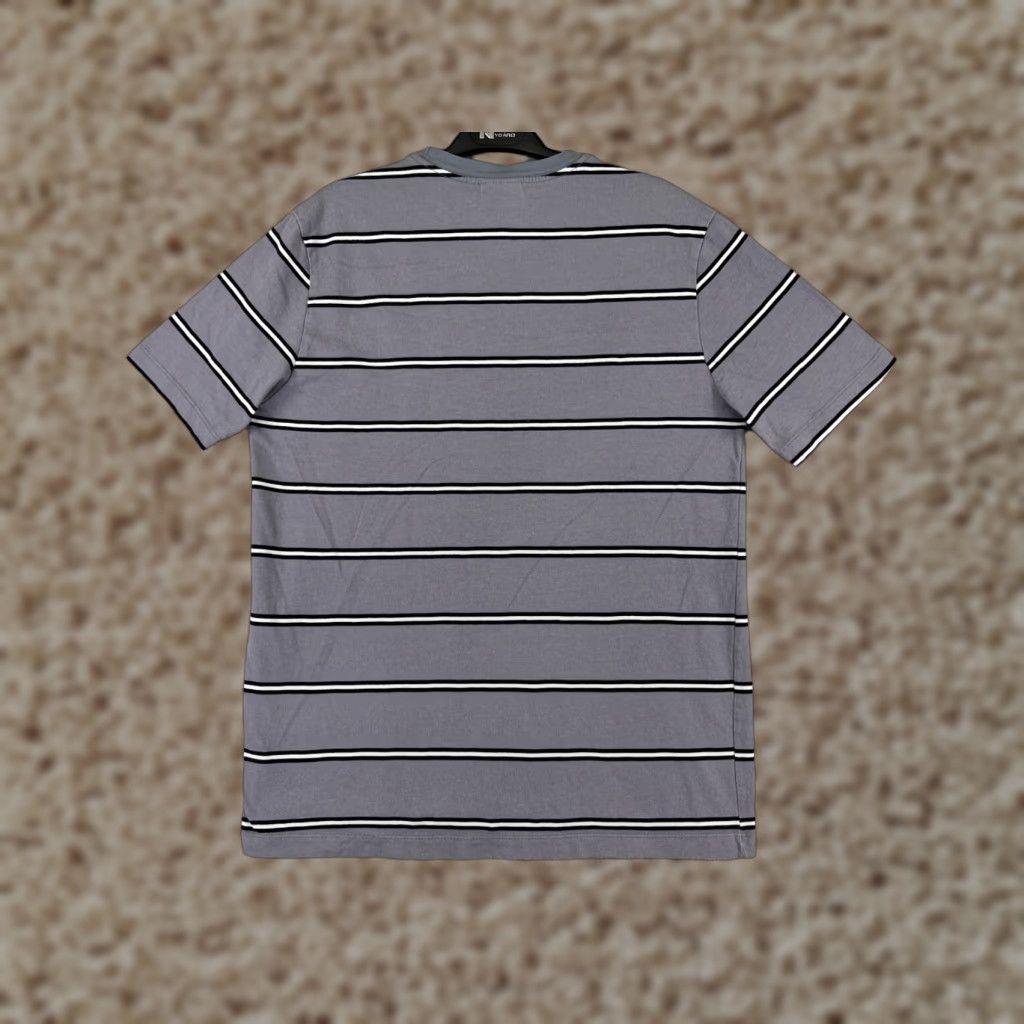Nike Nike Shirt Mens Medium Gray Stripe Embroidered Swoosh Logo 100% Cotton Adult Regular Short Sleeve Crew Neck Vintage: No Size US M / EU 48-50 / 2 - 1 Thumbnail