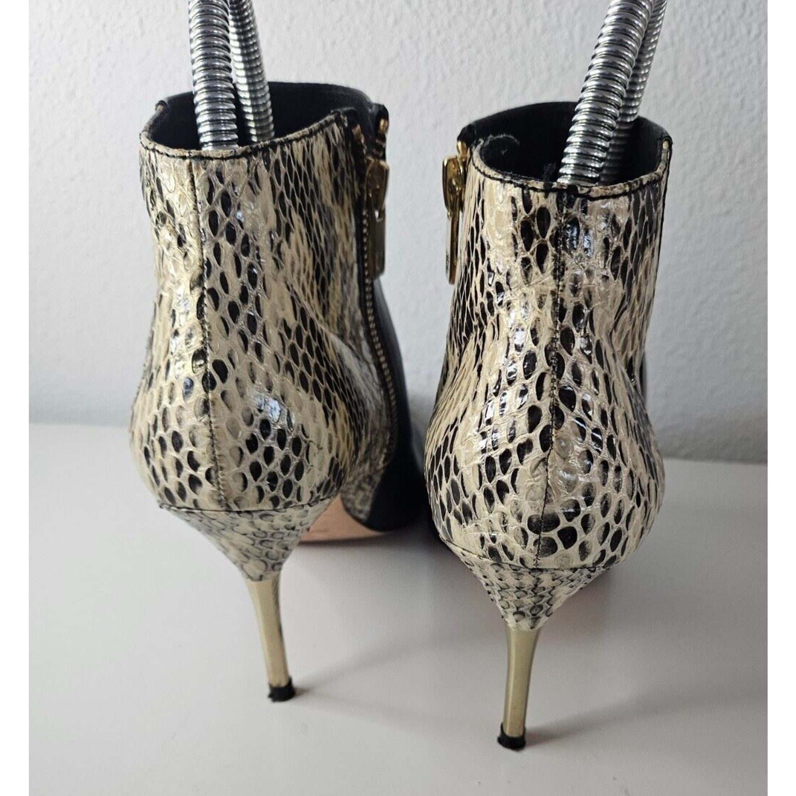 Vince Camuto Vince Camuto Women’s LeatherHeels – Black & Snake Print Sz 8 Size US 8 / IT 38 - 4 Thumbnail