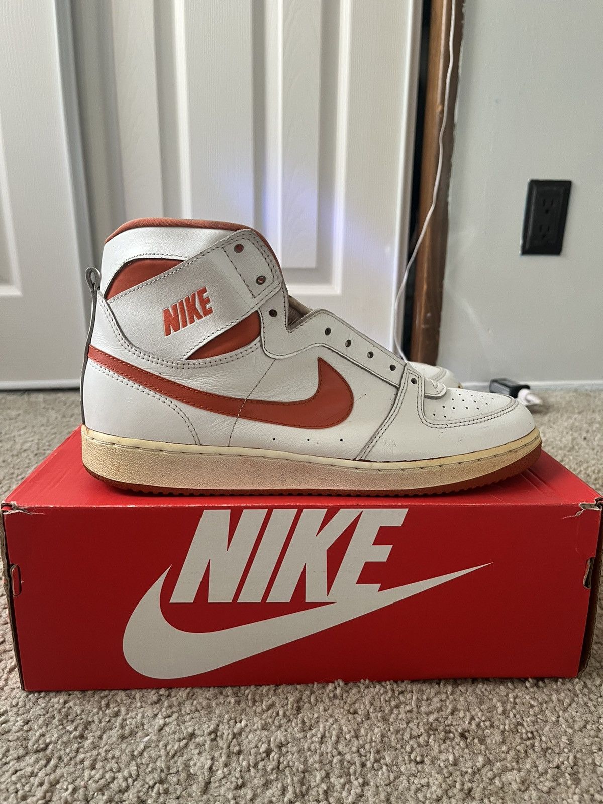 Nike Vintage Nike Team Convention High Orange Size US 10 / EU 43 - 3 Thumbnail