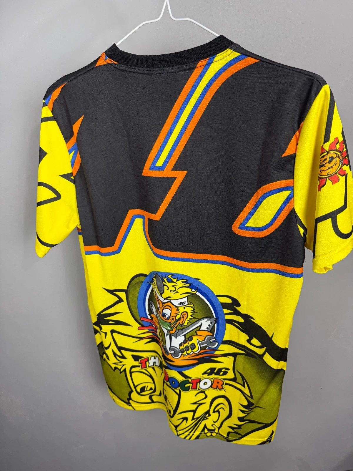 Other Valentino Rossi 46 MotoGP Racing Graphic T-Shirt Jersey Size US M / EU 48-50 / 2 - 2 Thumbnail