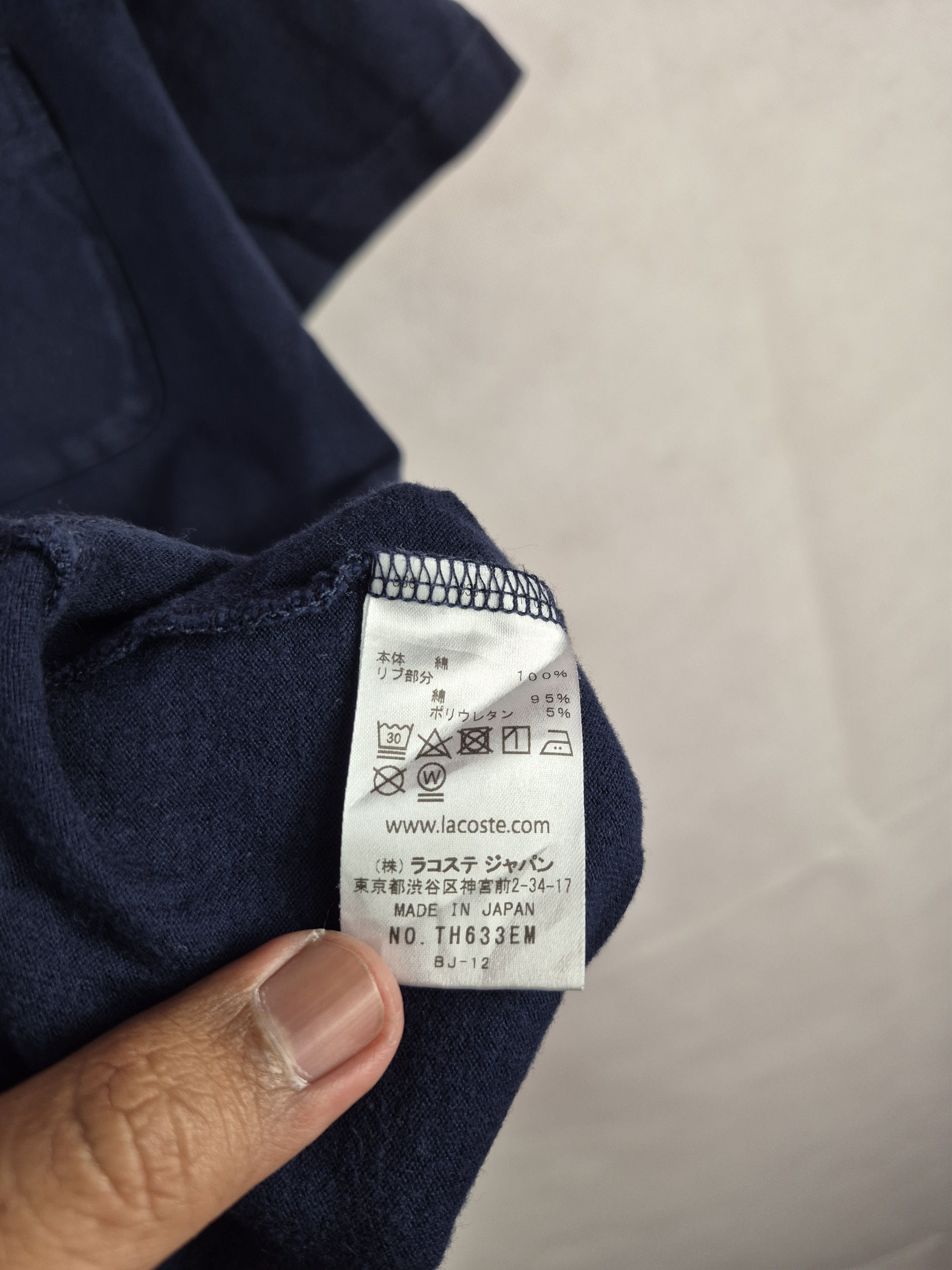 Lacoste 🔥 Lacoste Single Pocket Regular Fit Tee Navy Blue Size US M / EU 48-50 / 2 - 9 Thumbnail