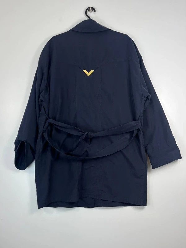 Versace Vintage Versace Jeans Couture Jacket Navy Gold Buttons L Size US L / EU 52-54 / 3 - 2 Thumbnail