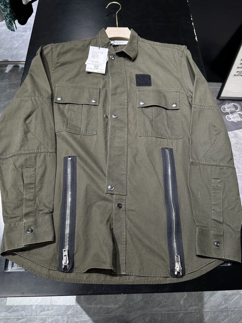 Givenchy Givenchy Zip Detail Denim Shirt Jacket - dmc Size US S / EU 44-46 / 1 - 1 Thumbnail